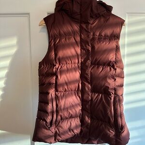 Like-new Patagonia Quilted Down Vest with Hood